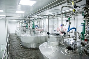 Pharmaceutical Solution Storage Tank