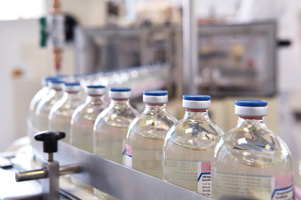 iven-Glass-Bottle-IV