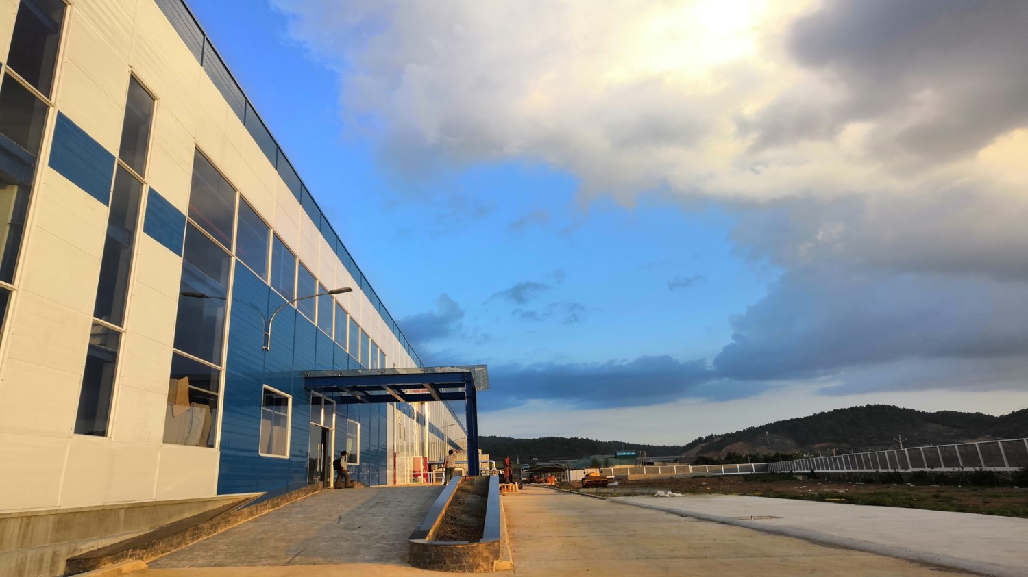 Should I Choose a Production Line or a Turnkey Project For I.V. Solution?